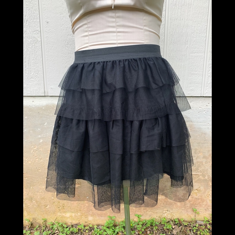 Pink Rose M black ruffled mini skirt